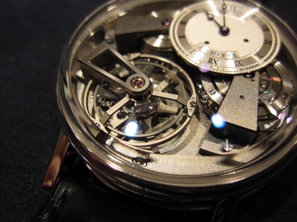 Invent an identity: the case of Breguet’s watches